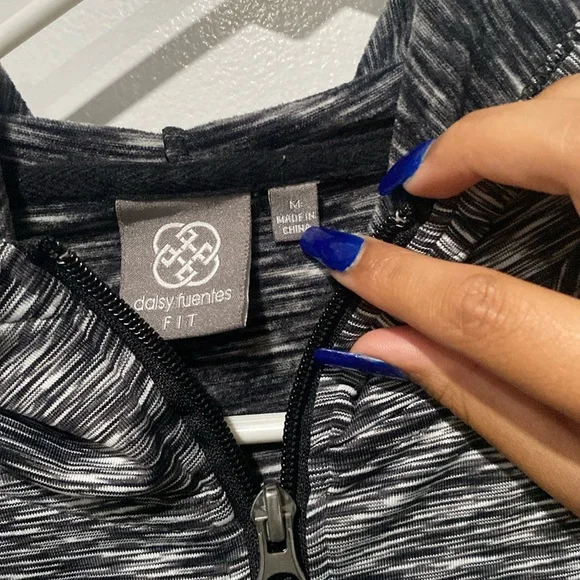 Sweater - Picture 3 of 3